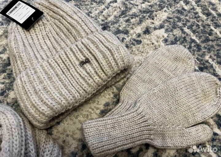 Комплект шапка снуд варежки