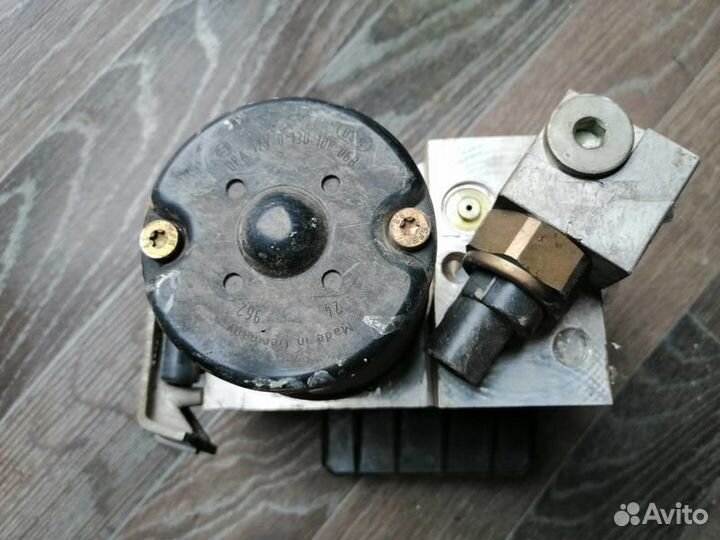 Блок ABS Mercedes W220 S Class