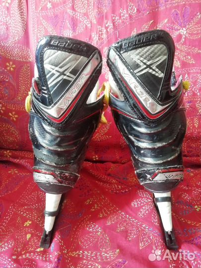 Коньки хоккейные 38.5 размер