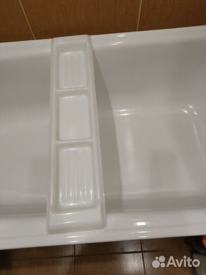 Полка для ванной