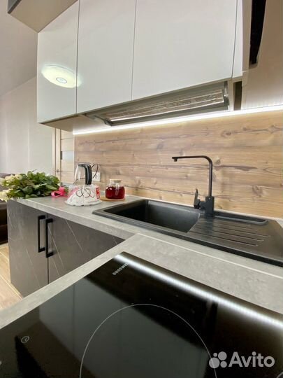 Прямой Кухонный гарнитур на заказ в Челябинске