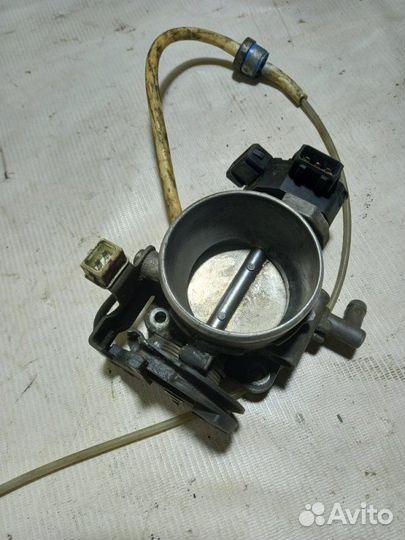 Дроссельная заслонка Volkswagen Transporter Т4 2