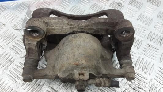 Суппорт тормозной передний левый nissan X-trail T3