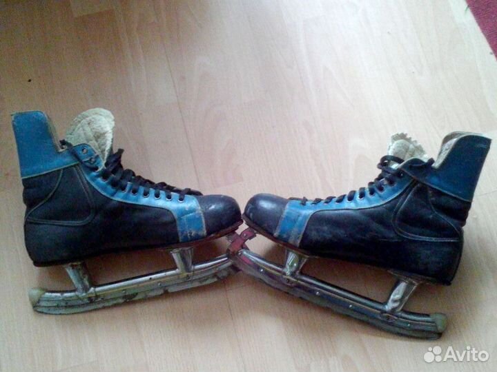 Коньки хоккейные 42-43