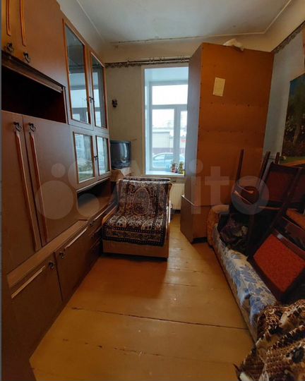 Комната 11 м² в 3-к., 1/3 эт.