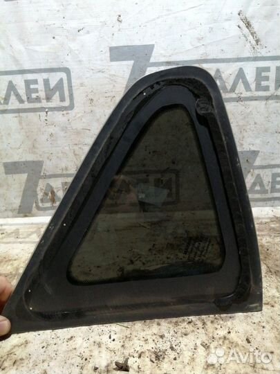 Форточка задняя правая Nissan Qashqai J10