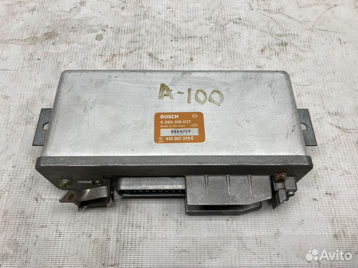 Блок управления ABS Audi 100 C3