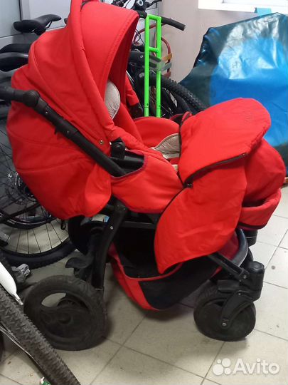 Коляска прогулочная Tutis Zippy