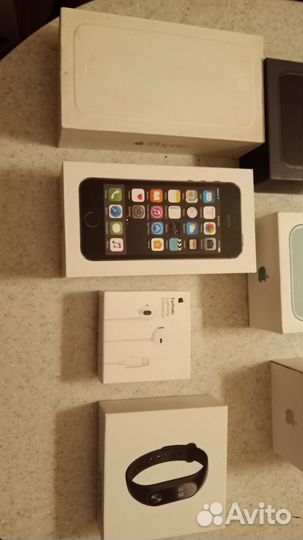 Коробки для iPhone