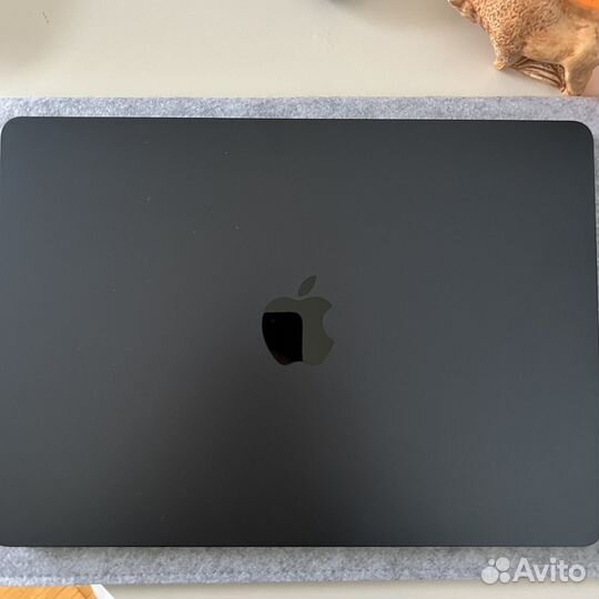 Apple MacBook Air 13 M2 8/256Gb Midnight MLY33