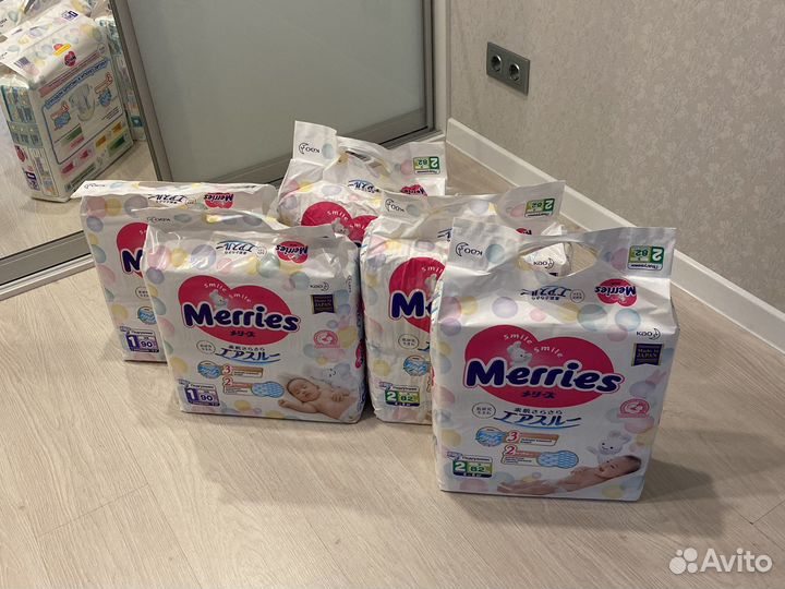 Подгузники Merries размер от 0-5 кг