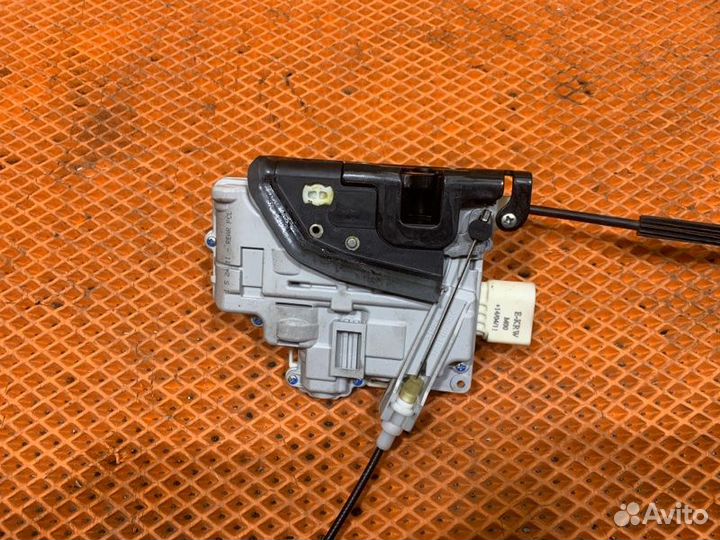 Замок двери Audi A6 C7 4G cgwb 2012