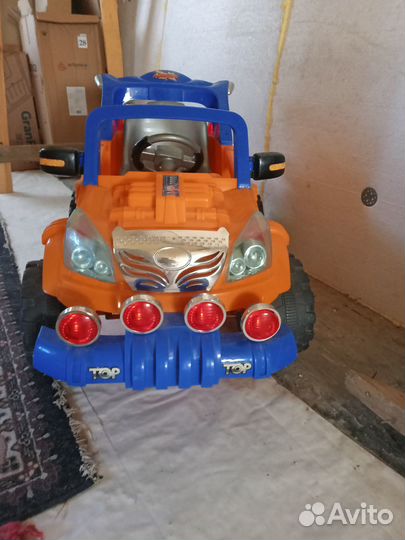 Электромобиль детский