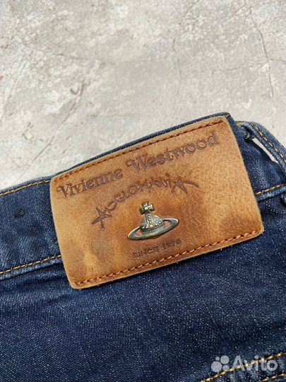 Vivienne Westwood Vintage Denim Джинск с вышивкой