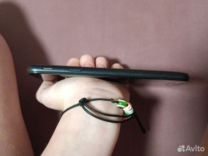 Samsung Galaxy J3 (2016) SM-J320F/DS, 2/16 ГБ