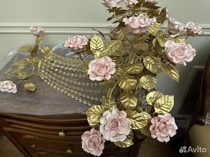 Настенный светильник бра