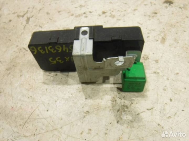 Блок реле Хендай Tucson 2