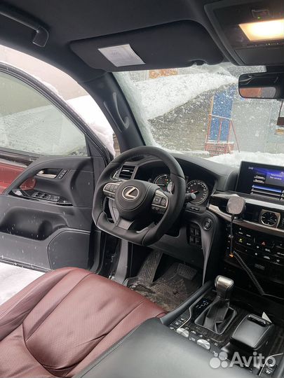 Руль с анатомией lexus LX RX