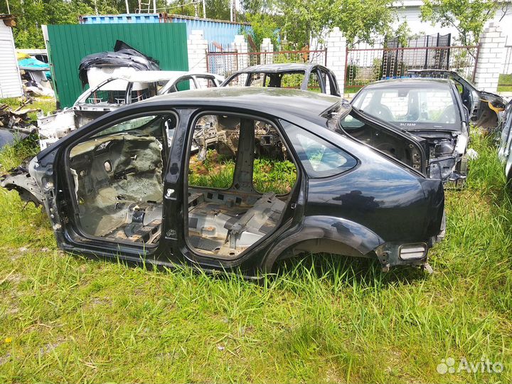 Заднее левое крыло Форд Фокус 2