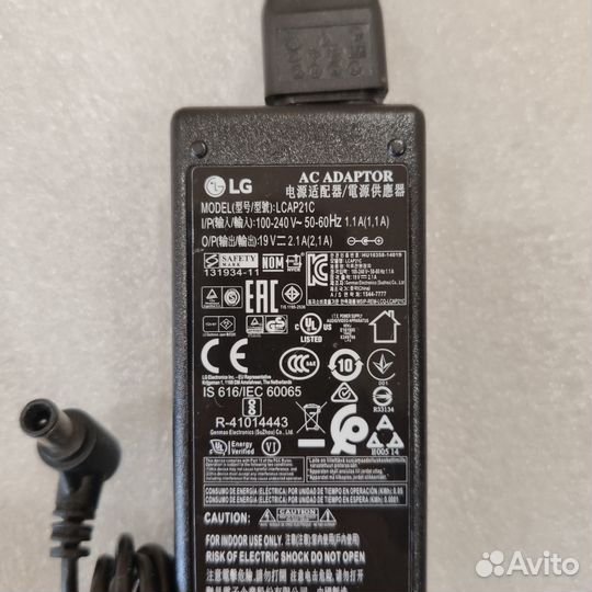 Блок питания для монитора, тв LG 19V 2.1A