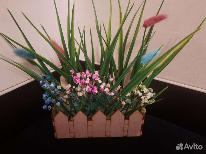 Композиция из сухоцветов