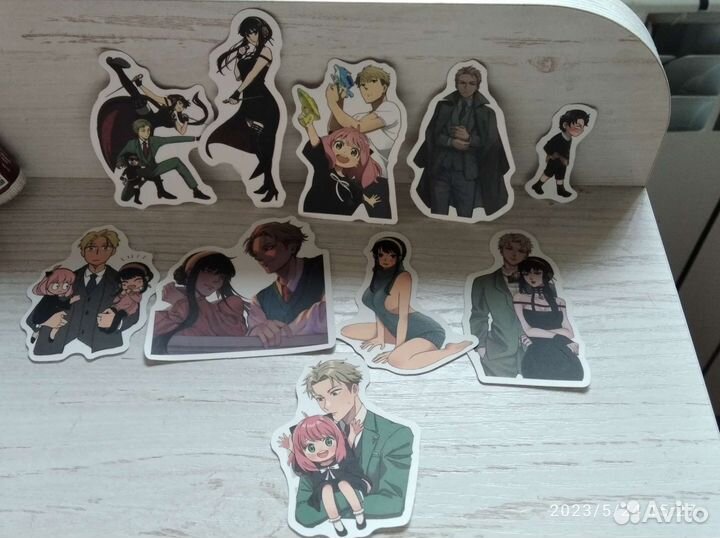 Фигурка с Аней из аниме 