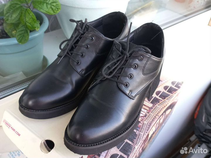 Полуботинки женские