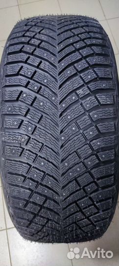 Michelin X-Ice North 4 SUV 285/40 R22 110T