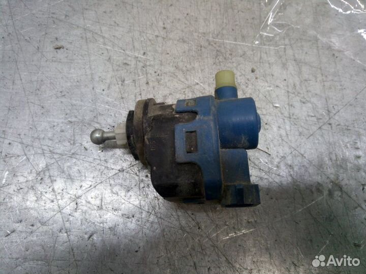 Моторчик корректора фары Renault Logan 2005-2014