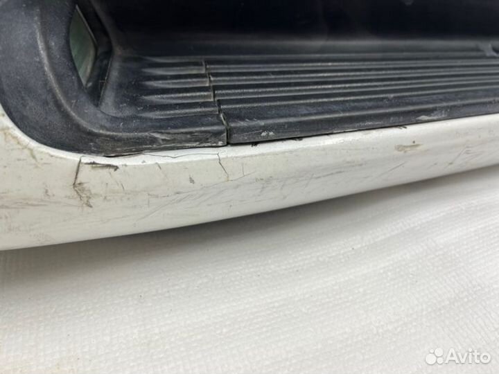 Порог правый Toyota Land Cruiser 200 2012-2021