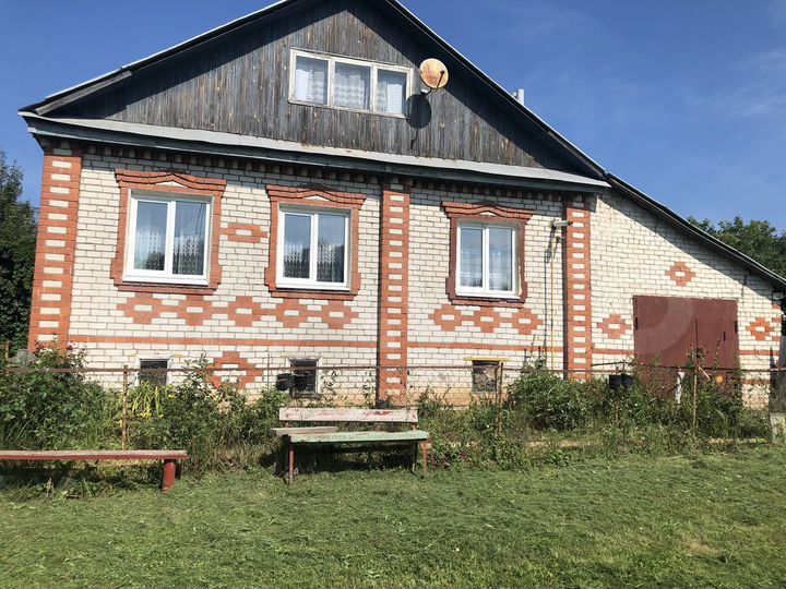 Дом 193 м² на участке 17 сот.