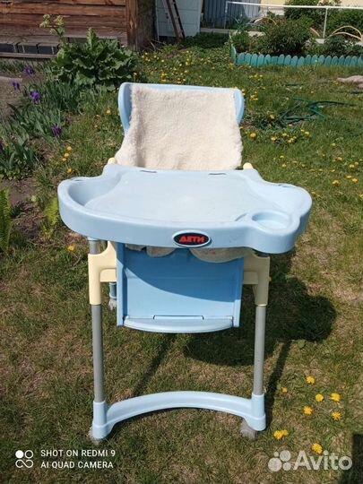 Стульчик для кормления