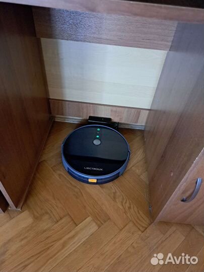 Робот пылесос liectroux