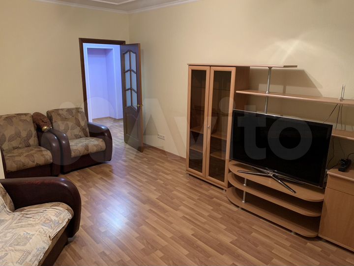 2-к. квартира, 85 м², 11/17 эт.