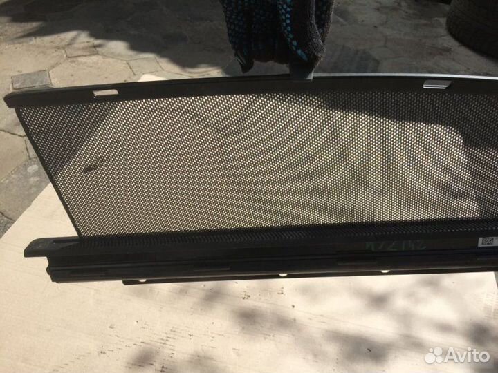 Солнцезащитная шторка двери задняя левая Bmw M3