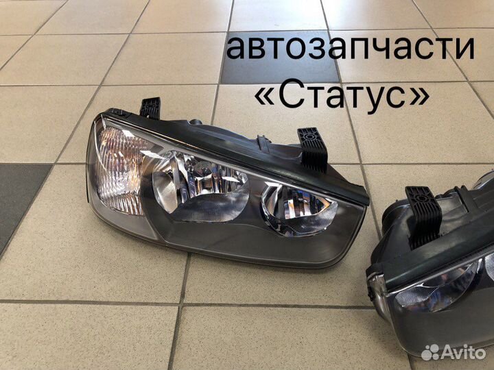 Передние фары Hyundai Elantra 3