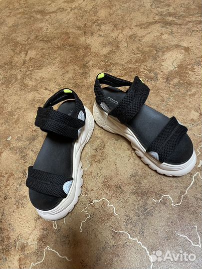 Сандалии женские 38 размер