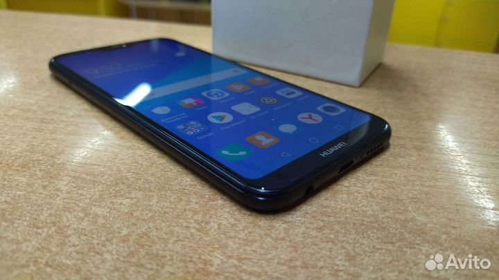 HUAWEI P20 Lite, 4/64 ГБ
