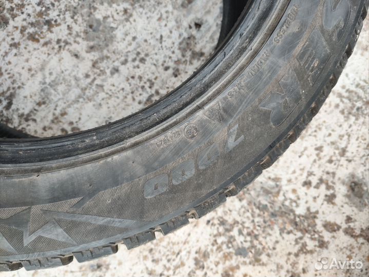 Bridgestone Ice Cruiser 7000 255/50 R19