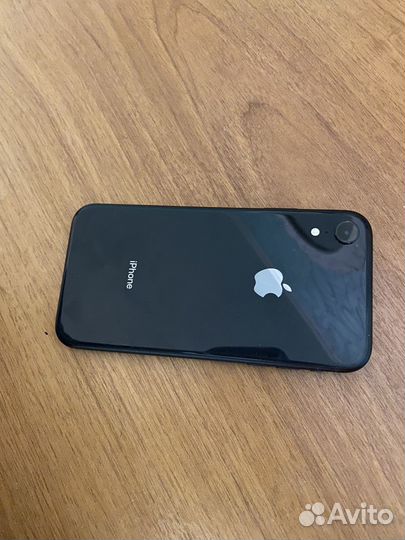 iPhone Xr, 64 ГБ