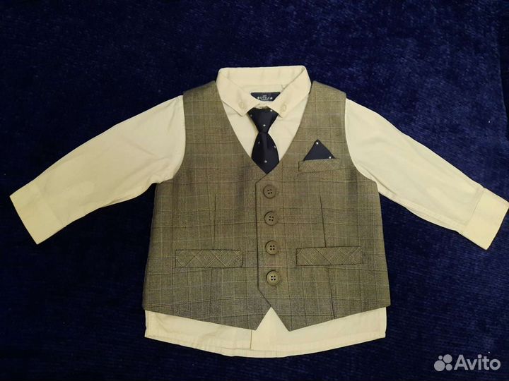 Рубашка с жилетом и галстуком 68