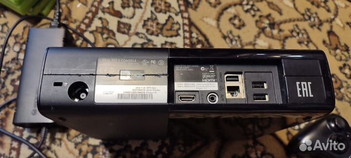 Игровая приставка Microsoft Xbox 360 E + 6 игр