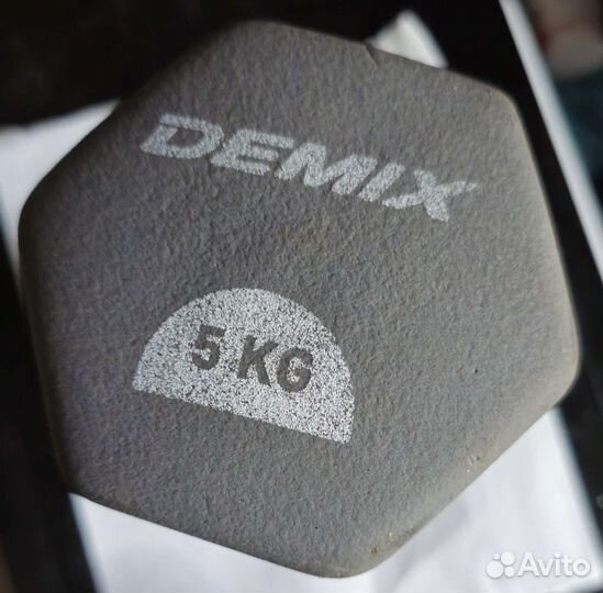 Гантель Demix