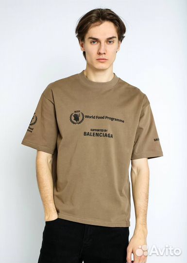 Футболка Balenciaga