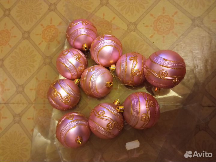 Елочные шары