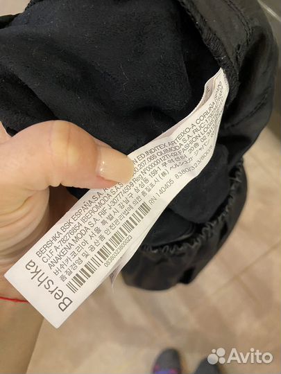 Шорты женские из эко кожи Bershka xs s