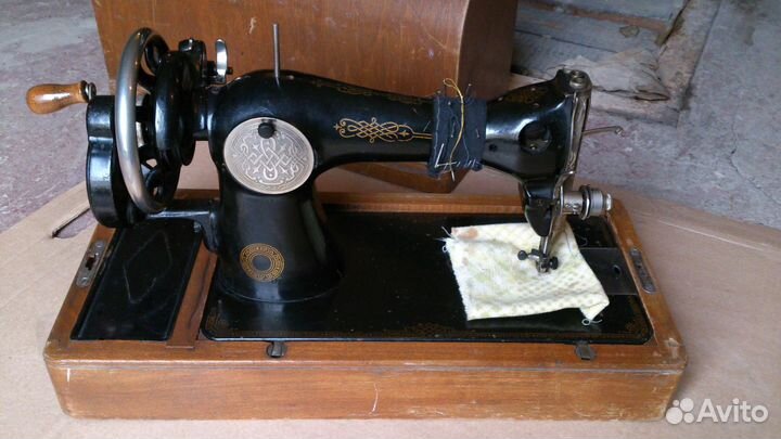 Швейная машинка пмз им. Калинина
