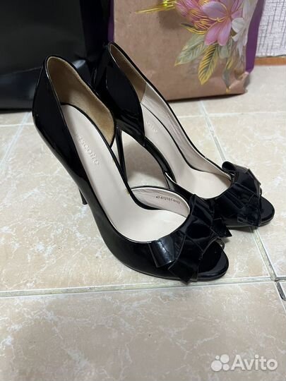 Босоножки женские 37 размер