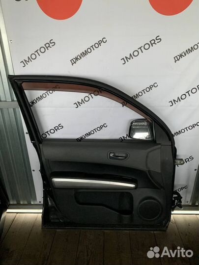 Дверь передняя левая Nissan Икстрейл T31