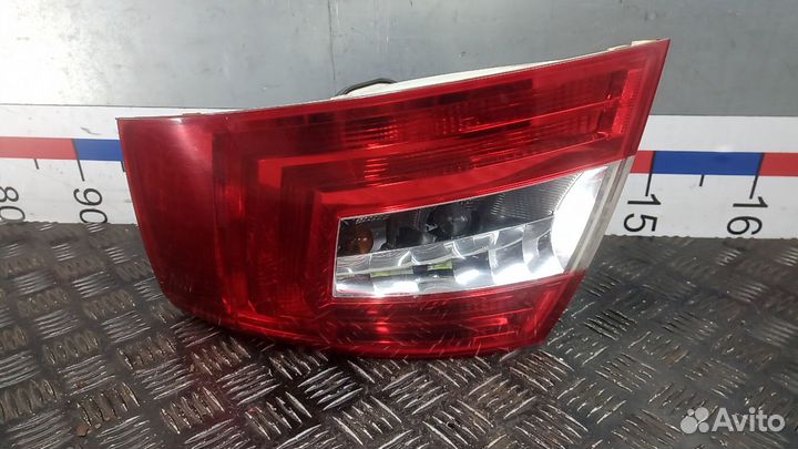 Фонарь задний левый Skoda Octavia